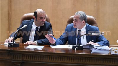 وزير التموين: توريد مسئولين سلعا للحكومة وفقا لمزاد «ليس عيبا»