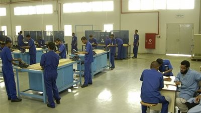 ٣٥٠ طالبا ينتظمون في الدراسة بمدرسة السكك الحديدية