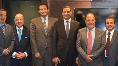 بروتوكول تعاون بين «الأهلي المصري» ومستثمري العاشر من رمضان