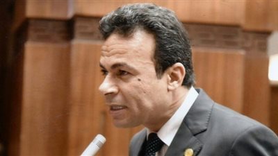 نائب يرفض زيادة سعر تذكرة المترو: «الشارع بيغلي ومش ناقصة»