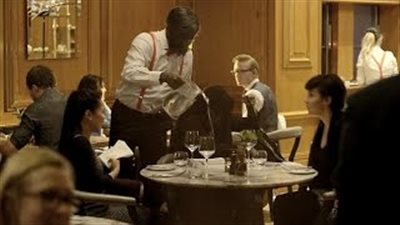 بالفيديو.. أشهر 5 عروض زواج خطفت أنظار العالم