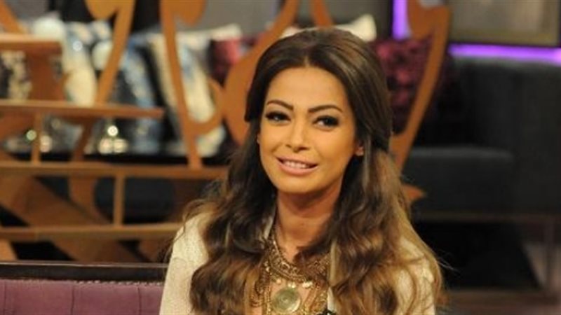  الفنانة داليا مصطفى
