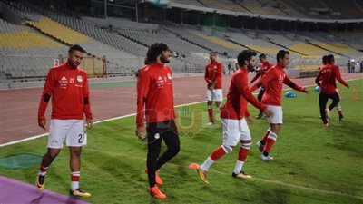 بالصور.. المنتخب يؤدي مرانا قويا دون عبد الله السعيد ومصطفى فتحي