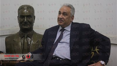 عاشور يعقد اجتماعًا مغلقًا بالناصري قبل وصول المسلماني