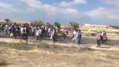 بالفيديو.. زحف جماهير الزمالك إلى برج العرب لحضور «نهائي أفريقيا»