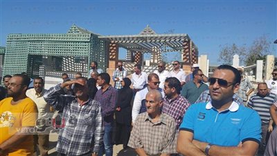 بالصور.. لحظة دفن شهيد سجن المستقبل بمقابر بورسعيد