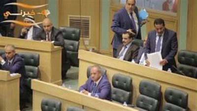 بالفيديو.. شجار وانسحاب لنواب أردنيين على خلفية حادث سفارة إسرائيل
