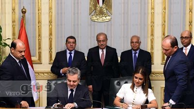 بالصور..«الوزراء» يشهد توقيع اتفاقية بين «التعاون الدولي» و«الاستثمار الأوروبي»