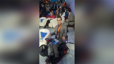 تفاصيل حوار السيسي مع ممثل ذوي القدرات الخاصة بمؤتمر الشباب