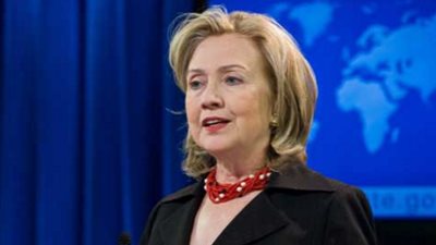 ويكيليكس تنشر 26 ألف رسالة لمدير حملة كلينتون