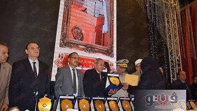 بالصور.. الهلال الأحمر بالشرقية يكرم أسر شهداء الجيش والشرطة