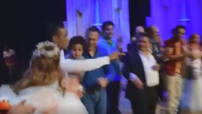 بالفيديو.. محمد رمضان برفقة ابنه بمسرحية «أهلا رمضان»