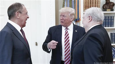 البيت الأبيض ينفي تسريب ترامب معلومات سرية بشأن «داعش» لروسيا