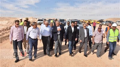 محلب: السيسي مهتم بدفع عجلة التنمية وإنهاء مشروعات الصعيد