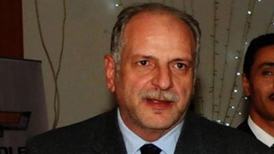 عبد الوهاب ينفي منعه من السفر.. و