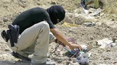 أجهزة الأمن تحبط تفجير عبوتين ناسفتين على طريق الجورة بالشيخ زويد