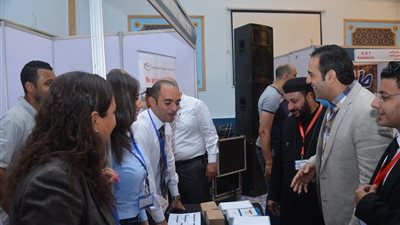 النائب محمود حسين يناشد رجال الأعمال: امنحوا الشباب فرصة