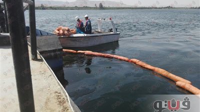 البيئة: إزالة تلوث زيتي بنيل الأقصر.. وفريق للتفتيش على العائمات