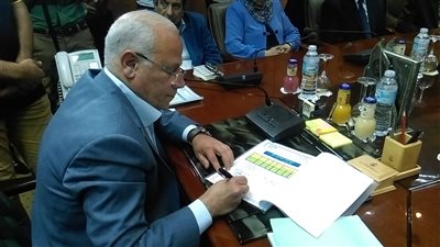 بالصور.. محافظ بورسعيد يعتمد نتيجة الشهادة الإعدادية
