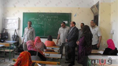 رئيس مدينة «أشمون» يتفقد لجان امتحانات الشهادة الإعدادية