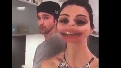 بالفيديو.. زوجان تركيان يشعلان فيس بوك بمواقفهما الطريفة