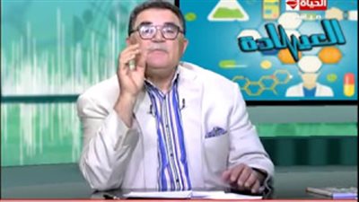 بالفيديو.. وصفة سحرية تقضي على المسام الواسعة بالبشرة