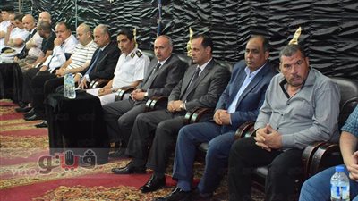 بالصور.. مدير أمن بورسعيد وحكمدار الإسماعيلية في عزاء « الحسيني»