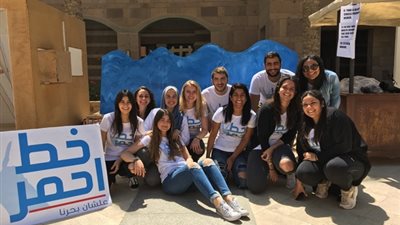 مشروع تخرج طلابي بالجامعة الأمريكية يدعو لحماية البحر الأحمر