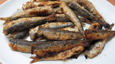أسهل طريقة لعمل السردين المقلي بصوص البارميزان من الشيف سارة