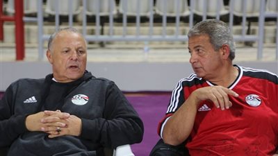 وزير الرياضة يحفز لاعبي المنتخب: الكرة في ملعبكم من أجل المونديال