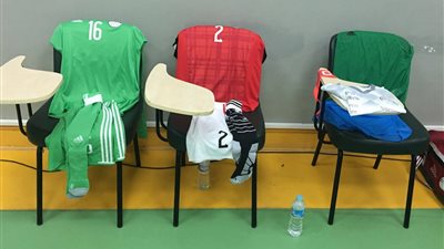 المنتخب الوطني يرتدي زيه الأساسي في مباراة الغد أمام الكونغو