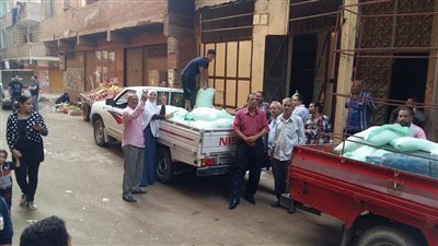 ضبط 34 شكارة دقيق مدعم و6 أسطوانات غاز في حملة بالخصوص