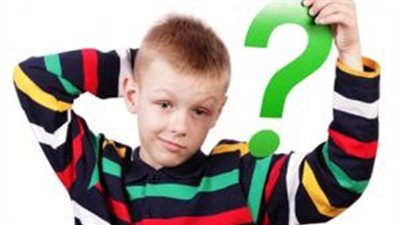 التهرب من أسئلة طفلك المحرجة يصيبه بالكبت والتخلف