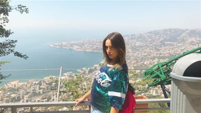 إسراء عبد الفتاح تنشر صورة جديدة من لبنان