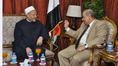 رئيس مجلس الدولة يستقبل المفتى لتهنئته بمنصبه