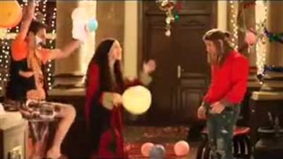 بالفيديو.. دنيا سمير غانم تغني 