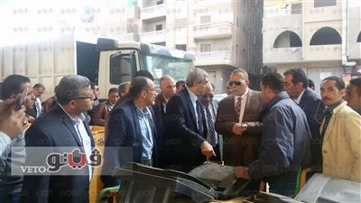 بالصور.. محافظ الجيزة يشهد انضمام 150 صندوق قمامة جديد لحي بولاق