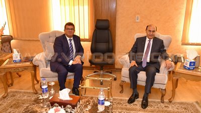 مميش يستقبل وزير الدولة للشئون الاقتصادية بولاية بافاريا الألمانية