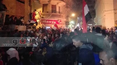 بالفيديو.. الألعاب النارية تضيء سماء الهرم تزامنا مع مباراة المنتخب