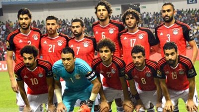 عمرو أديب عقب الخسارة: «الفراعنة عملوا إنجاز»