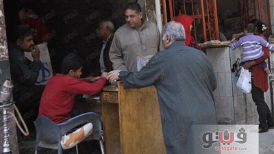 الأقصر تخفض حصص الكارت الذهبي إلى 500 رغيف