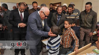 بالصور.. محافظ بورسعيد يفتتح مدرسة الشهيد أحمد عرفات