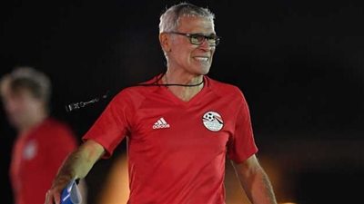 «نحس كوبر يصيب المنتخب».. المدرب يفشل في التتويج 13 مرة..خسر الدوري الأرجنتينى مع هوراكان.. فرط في صدارة الكالتشيو مع إنتر.. يفقد اللقب الأوروبي مرتين مع فالنسيا.. واللعنة تضرب الفراعنة بنها