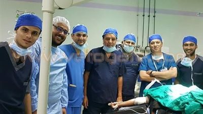 فريق طبي ينقذ فتاة بعد إصابتها بطلق ناري في الشيخ زويد