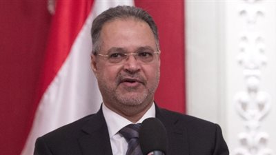وزير خارجية اليمن يغادر مطار القاهرة متوجها إلى الرياض