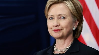 إعفاء كلينتون من الإدلاء بشهادتها في قضية البريد الإلكتروني