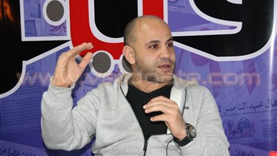 عزيز الشافعي ورامي جمال يواسيان أمير طعيمة لوفاة والده