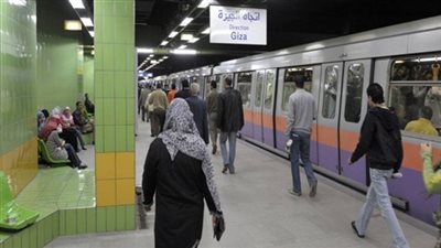 تخفيض سرعة المترو لتعطل تحويلة القطارات بين الشهداء ومسرة