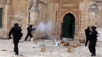 جنبلاط عن أحداث الأقصى: ستبقى فلسطين عربية