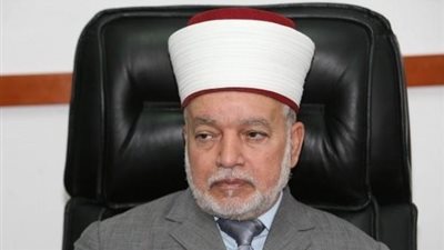 مفتي القدس يحذر من نشوب حرب دينية بسبب منع الأذان